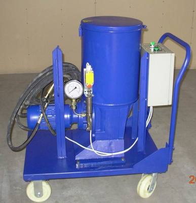 供應(yīng)開式齒輪噴油潤滑系統(tǒng),大齒輪噴油霧潤滑系統(tǒng)-韓創(chuàng)液壓潤滑設(shè)備廠